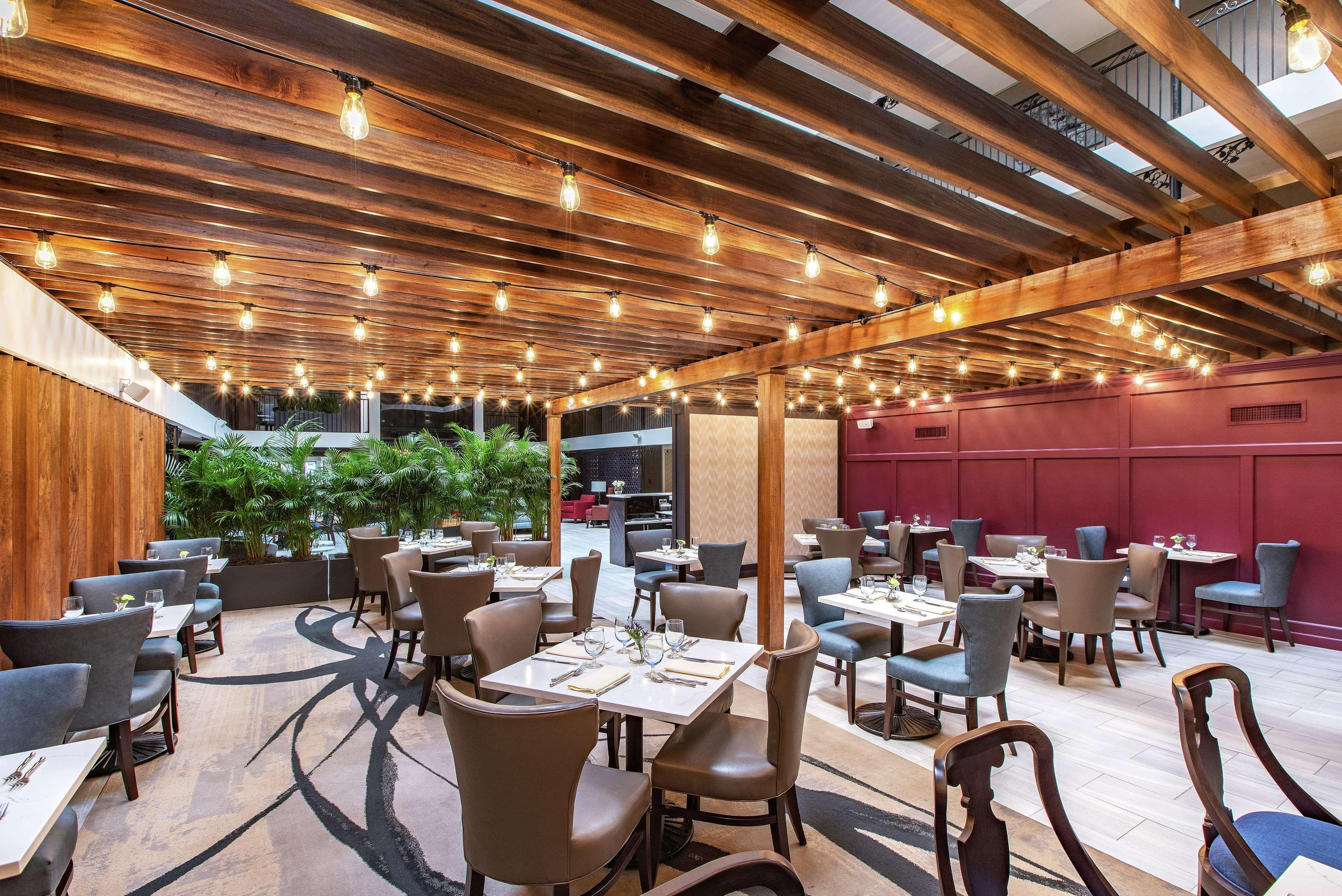 The Burgundy Hotel, Tapestry Collection By Hilton Little Rock Exterior foto